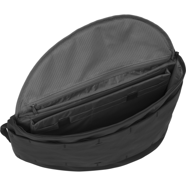 The Vinge 15L Black Out