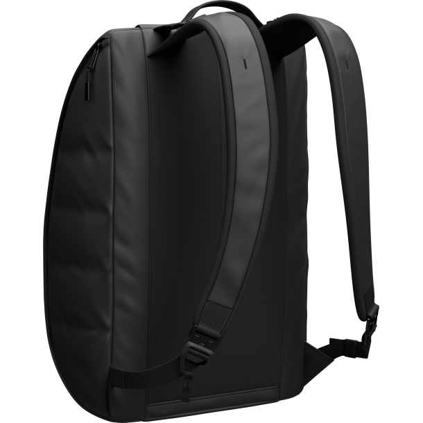 The Vinge 15L Black Out