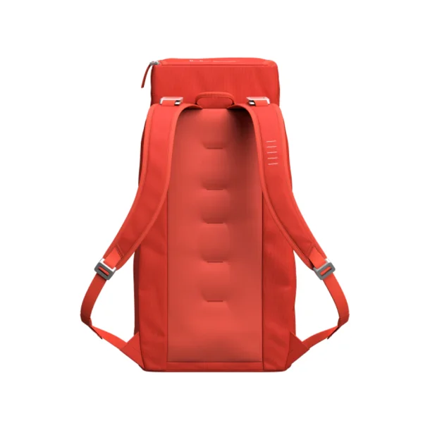 Hugger Backpack 30L Black Out