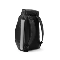 Hugger Backpack 30L Black Out