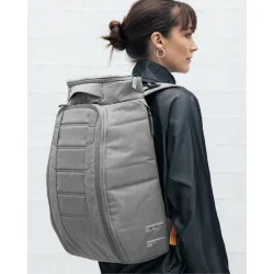 Hugger Backpack 25L Sand Grey