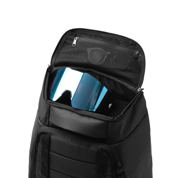 Hugger Bootpack 45L Black Out